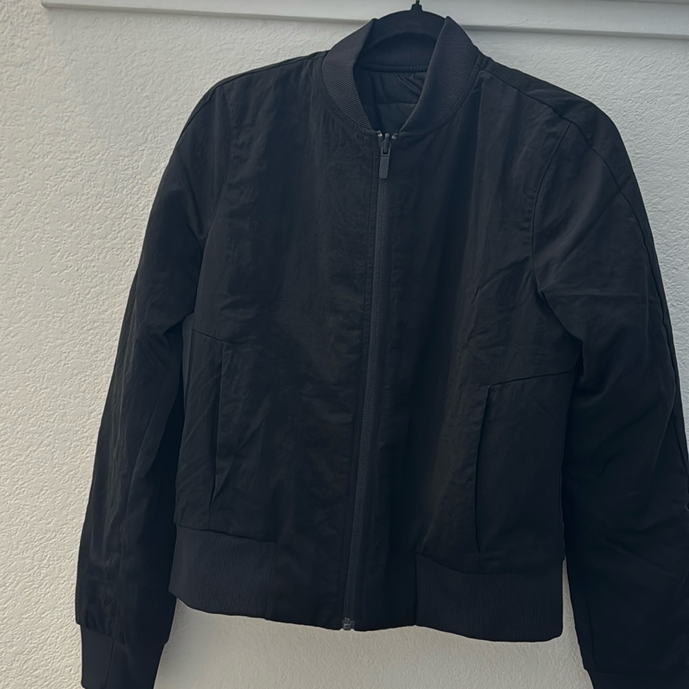 Lululemon reversible bomber jacket